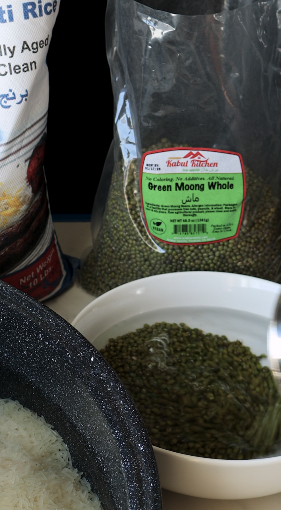 soaking basmati rice and mung beans for mash pulao